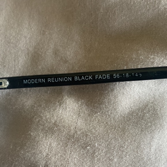 Modern reunion - Picture 13 of 15